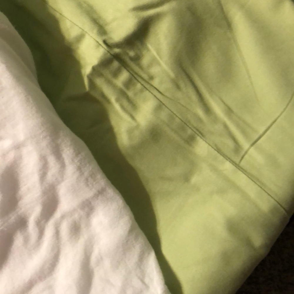 Celery colored cuffed capris